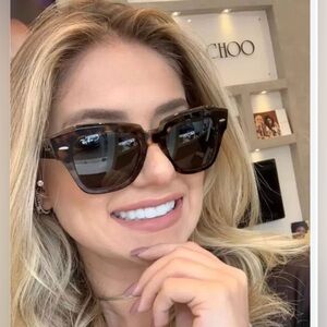 Ray-Ban State Street Women’s Fashion Sunglasses RB2186 Brown Tortoise Smoke 350